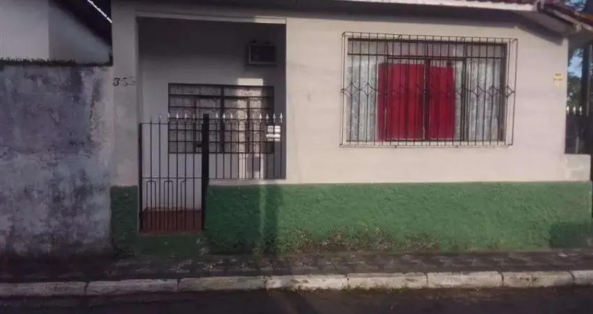 Casa com 3 quartos à venda na Rua Lucio Marques, Centro, Registro