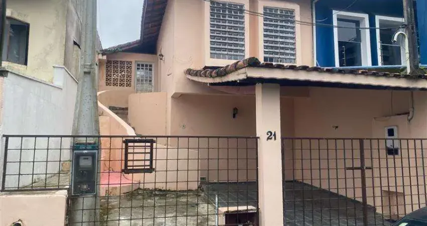 Casas para venda em Registro no bairro Jardim Planalto