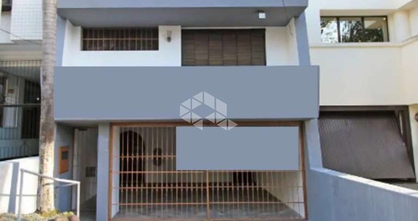Casa com 4 quartos à venda na Avenida Montenegro, 192, Petrópolis, Porto Alegre