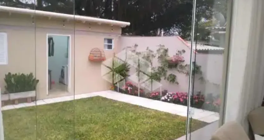 Casa / 2 Dormitórios / 2 Vagas / Jardim Europa / Porto Alegre / RS