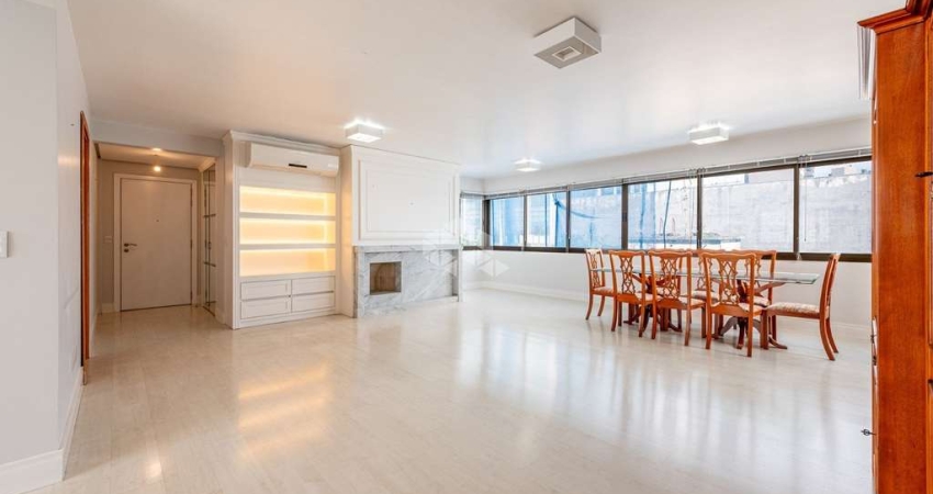 Apartamento com 157 m², 3 quartos, 1 suíte, 4 vagas