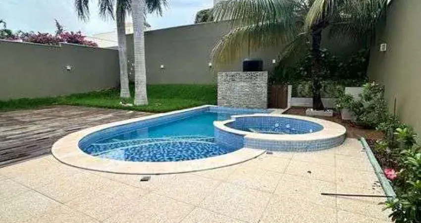 Casa de condomínio sobrado para venda tem 300 metros quadrados com 4 quartos