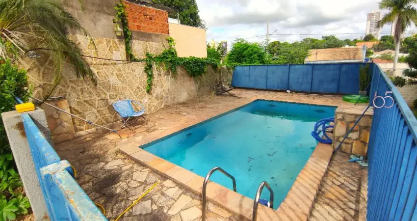Casa Residencial Ampla + Salão Comercial no bairro Goiabeiras –  Terreno de 1.050 m²