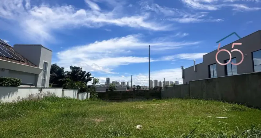Terreno em condomínio fechado à venda na Avenida Érico Gonçalves Preza Filho, 1, Jardim Itália, Cuiabá