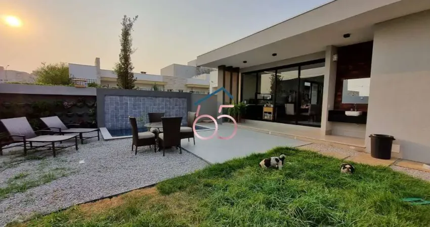 Casa térrea de alto padrão no condomínio belvedere com piscina e energia solar