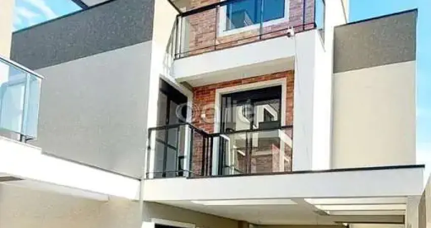 Casa em condomínio fechado com 4 quartos à venda na Rua Roberto Senna, Novo Mundo, Curitiba