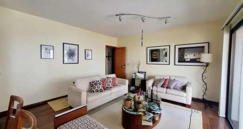 Apartamento à venda | 117 m² | 3 dormitórios (1 suíte) | 2 vagas em Mirandópolis!