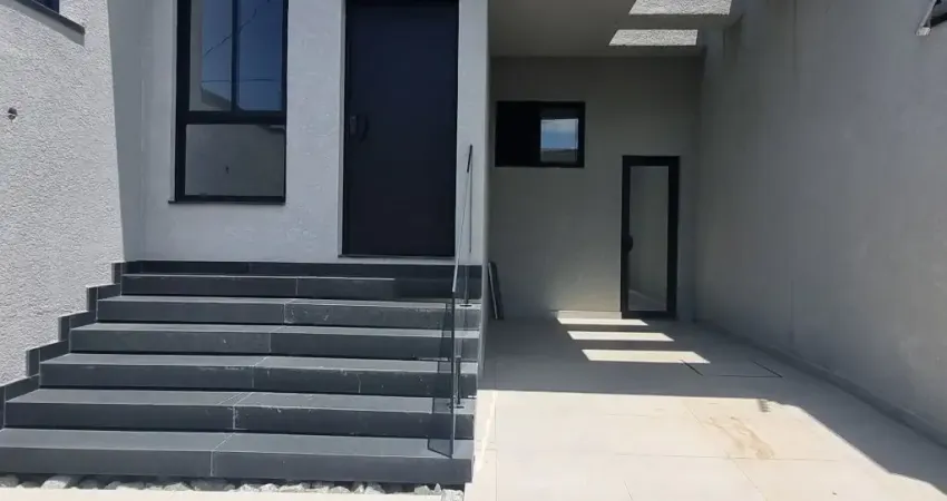 Casa Nova à Venda | 135 m² | 3 dormitórios (1suíte) | 2 vagas em Atibaia !