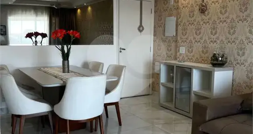 Apartamento à Venda | 76m² | 2 dormitórios (1 Suíte)  2 Vagas na Vila Maria!
