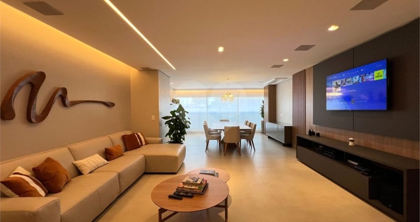 Apartamento à Venda em Pinheiros – São Paulo | 160 m² | 3 Suítes | 2 Vagas | Condomínio de Alto Padrão – Cyrela Haus by YOO