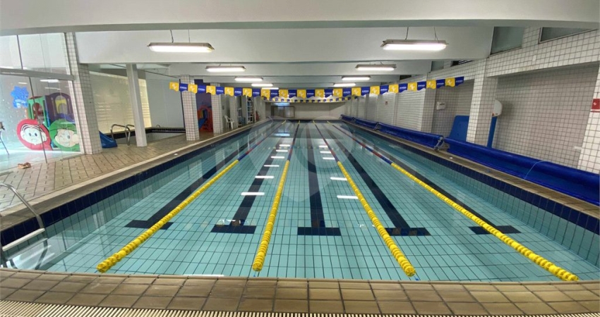 Loja Comercial à Venda 1389m²| Pronta para Academia com Piscina em Santana