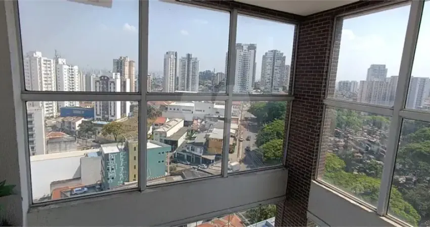 Duplex à Venda no Condomínio Spot Santana | 85m² | 2 Dorms (1 Suíte) | 2 Vagas