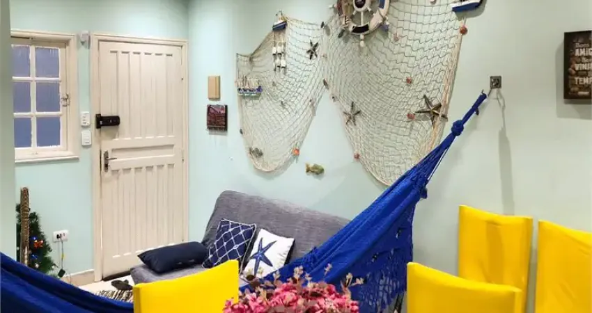 Casa de Condomínio à Venda | 50 m² | 2 dormitórios | 1 vaga na Praia Grande/SP!