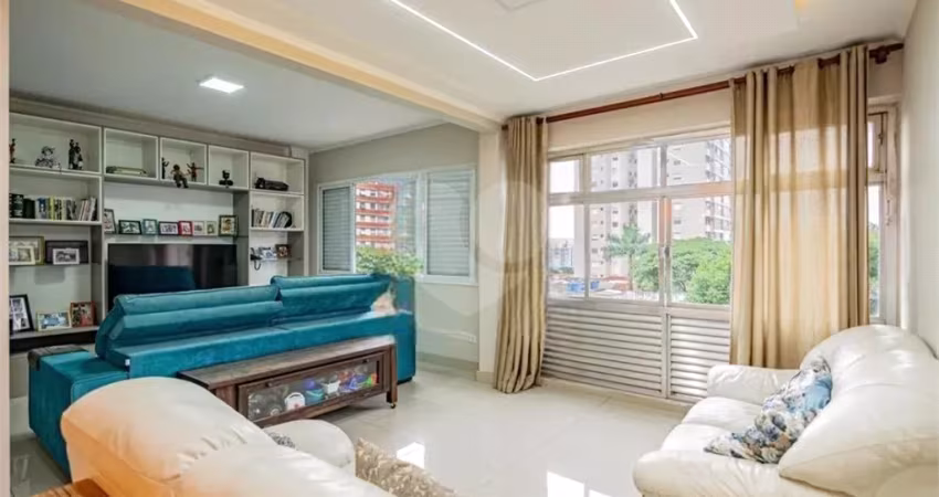 Apartamento à Venda em Perdizes – 130m² | 3 Dormitórios (1 Suíte) | 2 Vagas | 1 por andar