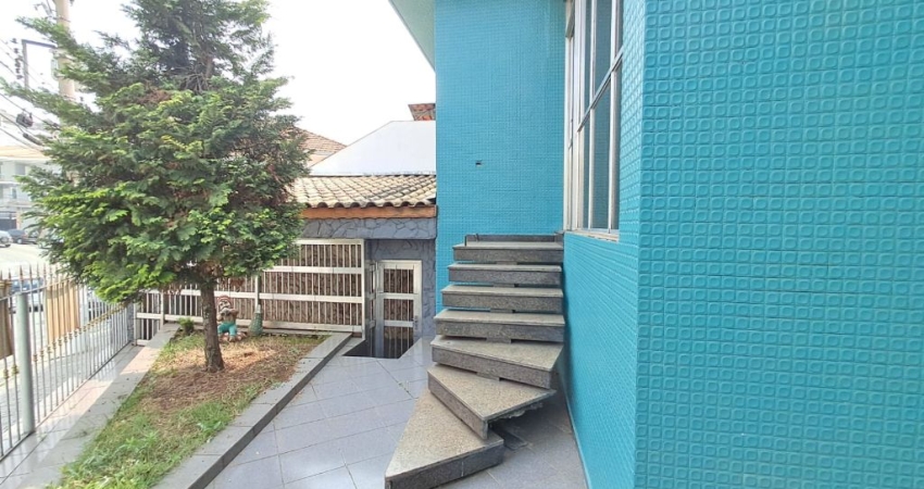 Casa à Venda | 295 m² | 3 dormitórios (1 suíte) | 2 vagas na Vila Guilherme!