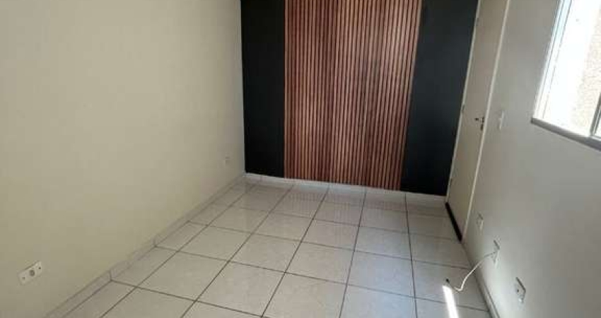 Apartamento com 2 dormitórios à venda, 46 m² por R$ 215.000 - Condomínio Ilha de Murano - Itu/SP