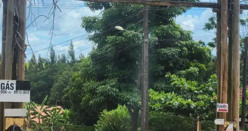 Chácara para Venda em Cruzeiro do Oeste, Villa Rural na Rodovia em frente a churrascaria, 3 dormitórios, 1 suíte, 2 banheiros, 3 vagas