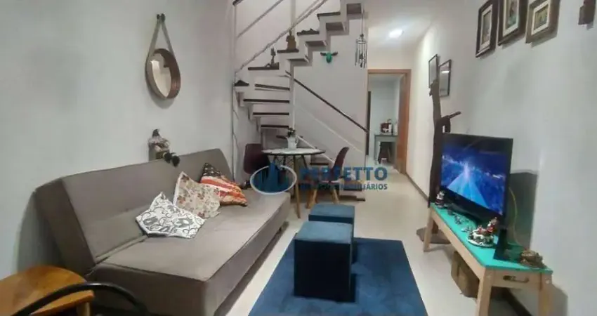 Oportunidade em Petrópolis - Apto.Duplex - Tipo Casa com 3 quartos e 2 vagas de garagem por 257.700