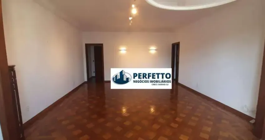 Vende - Tijuca - Apartamento Diferenciado e Reformado - 3 quartos com 2 vagas de garagem