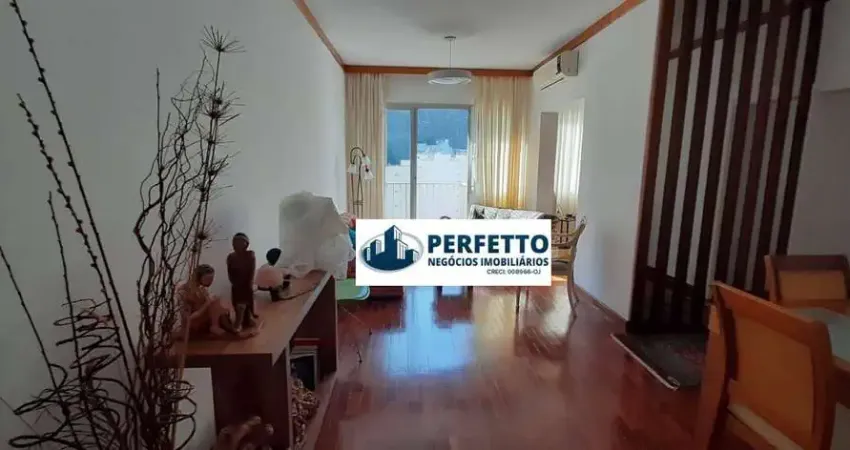 Vende - Copacabana próximo metrô Cantagalo - 3 quartos com 2 vagas de garagem