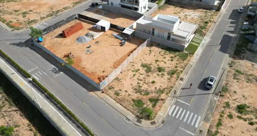 Lote de esquina no Condomínio Sunset Boulevard - 411m2 - Pitimbu