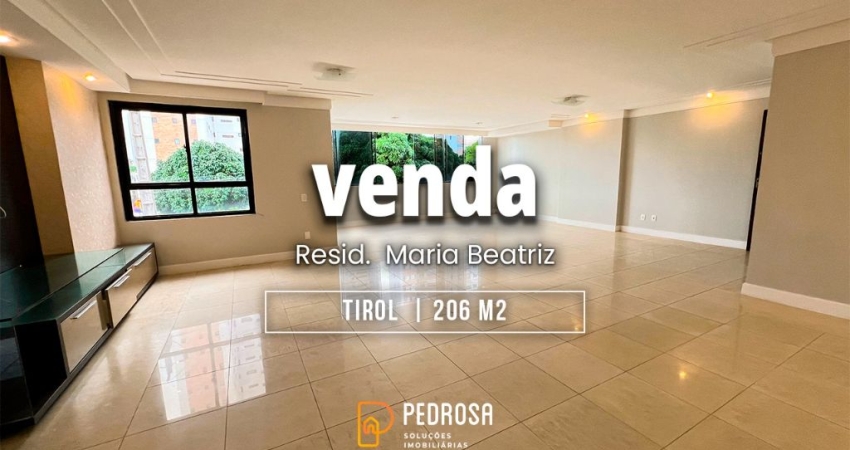 Apartamento a venda com 206m2 | 2 suítes | reformado | 2 vagas  em Tirol Natal/RN