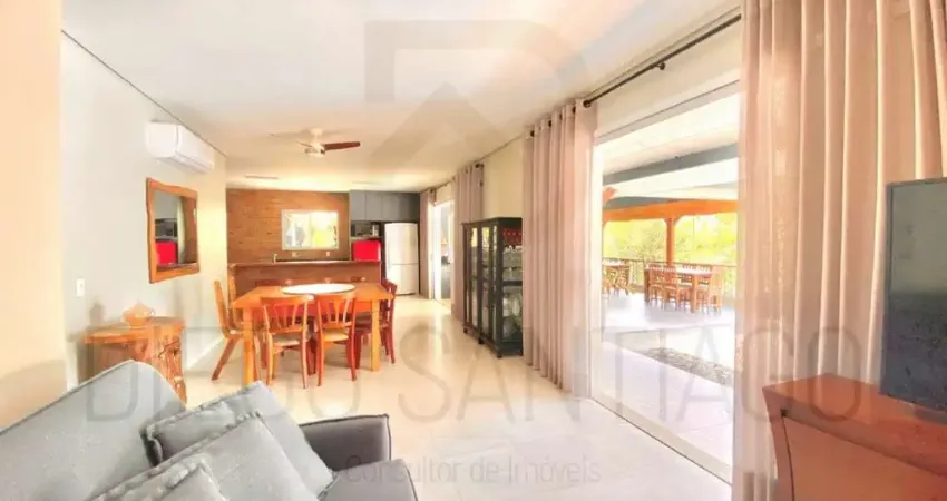 Sítio à venda em Florianópolis - Refúgio na ilha da magia próximo a Jurere Internacional - 3 quartos, 1 suíte, 2 salas, 3 banheiros, 2 vagas, 9.338m².