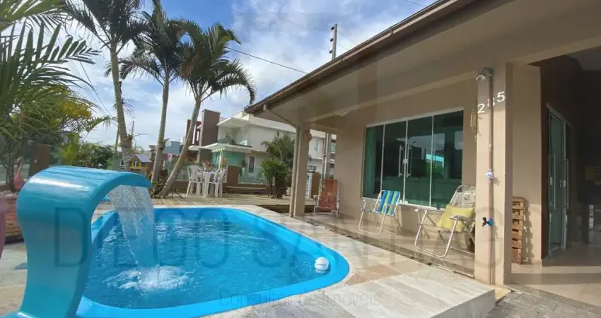 Casa térrea em Garopaba-SC, Quinta dos Açores, 4 quartos, 2 suítes,