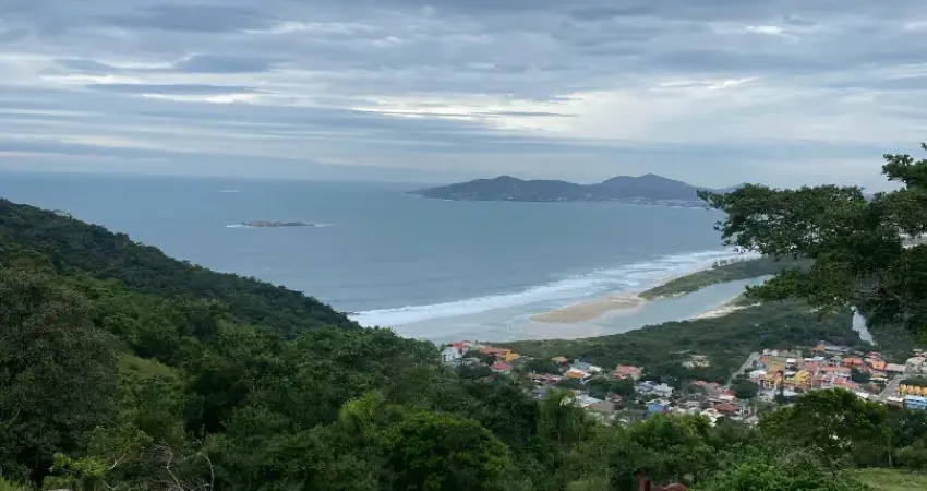 Área privilegiada com vista para o mar, praia do siriú, garopaba - sc