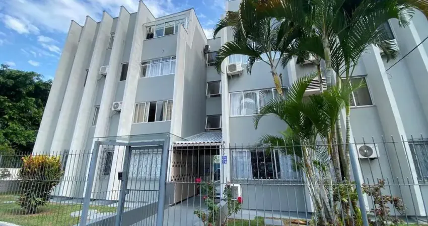 Apartamento com 3 quartos para alugar na Avenida Brigadeiro da Silva Paes, 577, Campinas, São José
