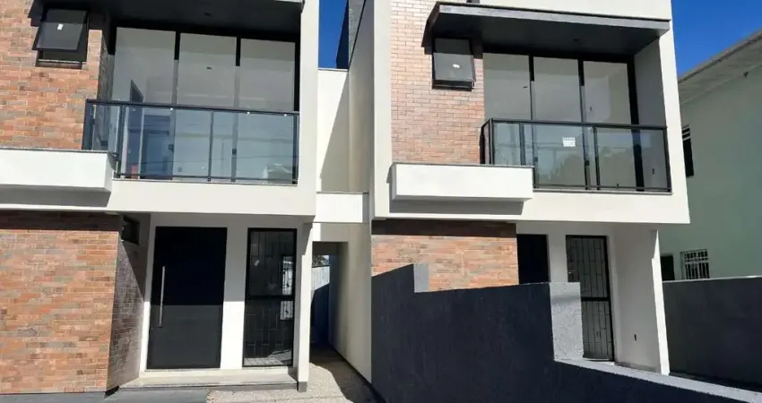 Casa com 3 quartos à venda na Rua Hamilton Ferreira, 256, Areias, São José
