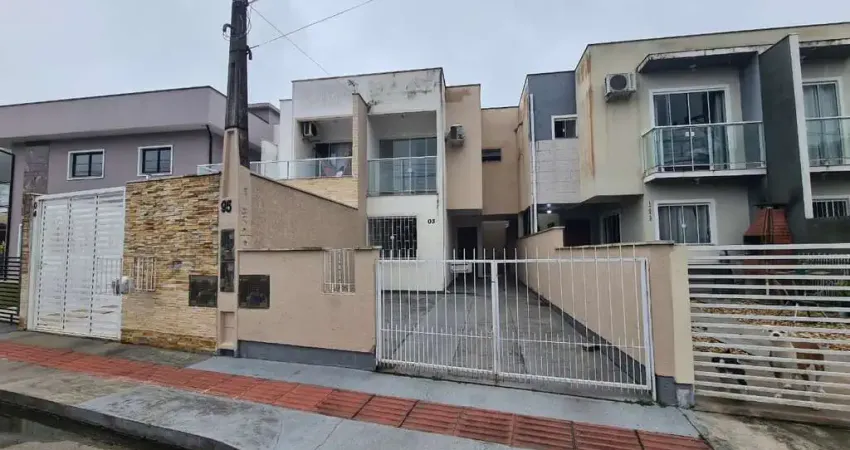 Casa com 2 quartos à venda na Rua Eritrina, 95, Potecas, São José