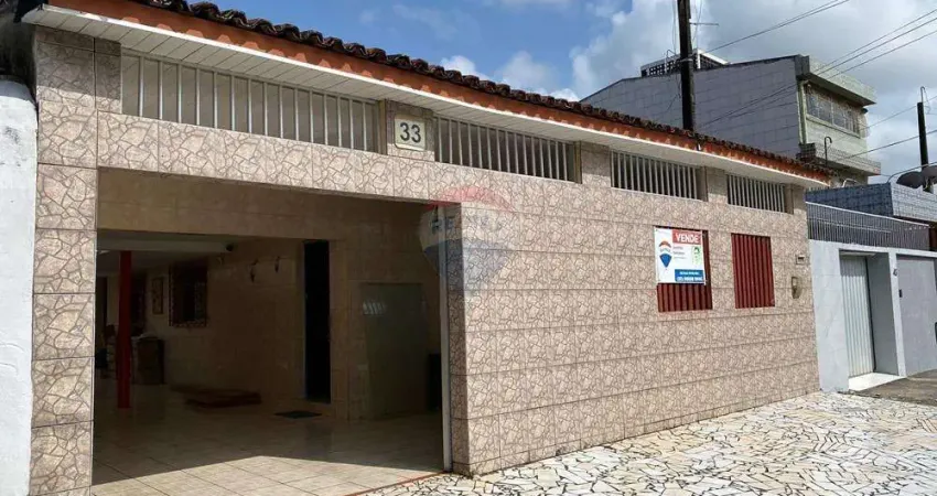 Casa com 5 quartos à venda no Estância, Recife