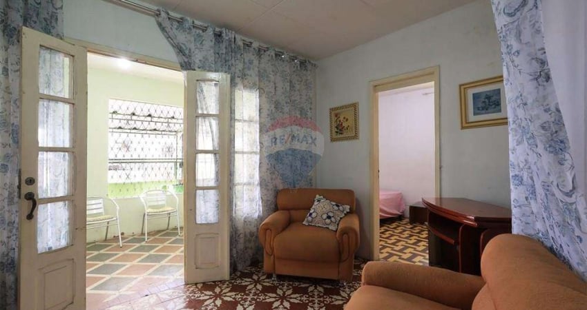 Casa com 03 quartos em Casa Amarela - Recife - PE