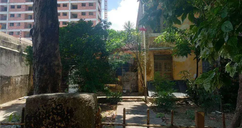 CASA ANTIGA PARA DEMOLIÇÃO, COM TERRENO 480 MTS BAIRRO CAMPO GRANDE -  A 30 MTS DA ESTRADA DE BELEM.