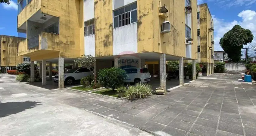Apartamento a venda 120m² - 03 Qts, 01 suite, 02 Wcs, 02 vagas de garagem - R$250 Mil - Cordeiro