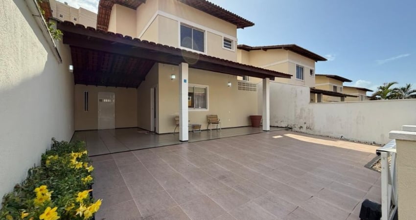 Casa em Condominio Duplex, com 5 suites, Nascente, no Jardim Eldorado