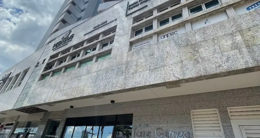 Apartamento à venda na Avenida Advogado Horácio Raccanello Filho, 6326, Novo Centro, Maringá