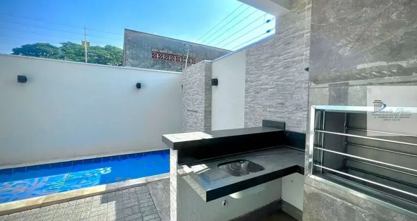 Casa com 3 quartos à venda na Zona 31, Maringá 
