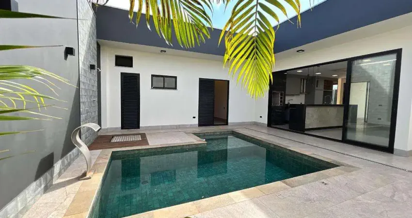 Casa ampla com piscina, cozinha planejada e suíte com closet
