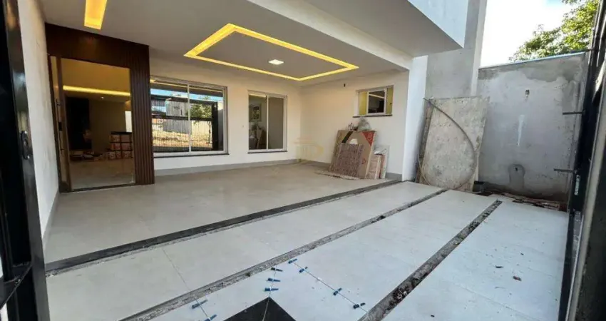 Casa com 3 quartos à venda no Centro, Marialva