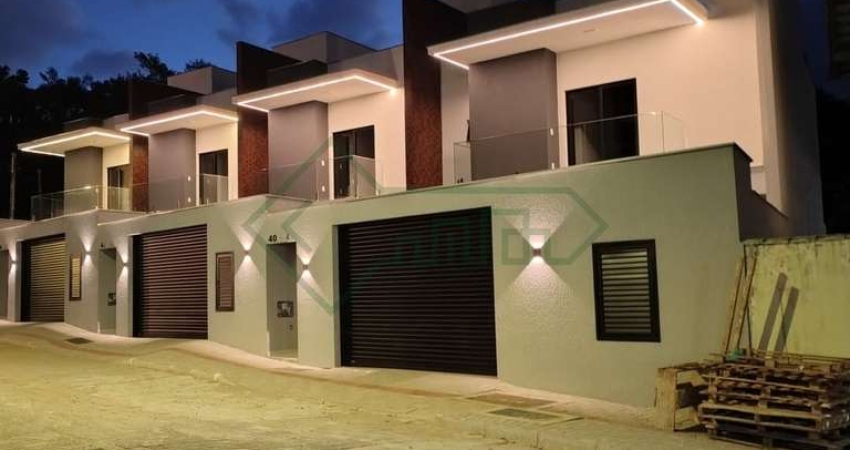 LINDO SOBRADO NO AMÉRICA | 3 SUÍTES | 2 VAGAS COBERTAS | PISCINA COM DECK