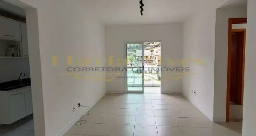 Apartamento com 2 quartos para alugar no Pimenteiras, Teresópolis