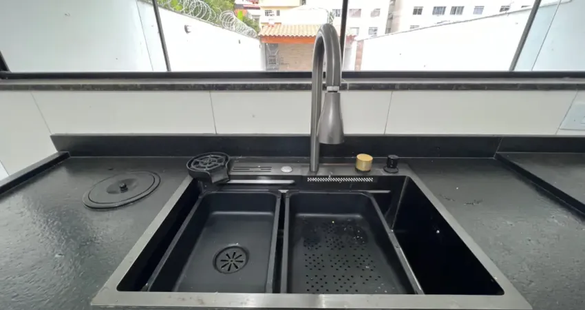 Casa com 3 quartos à venda na Rua Engenheiro Hugo Arcuri, 74, Santa Isabel, Juiz de Fora