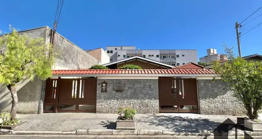Casa à venda, 180 m² por R$ 550.000,00 - Jardim Maria Augusta - Taubaté/SP