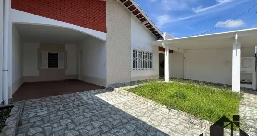 Casa com 3 dormitórios à venda, 184 m² por R$ 670.000 - Conjunto Urupês - Taubaté/SP