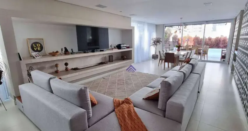 Sobrado com 4 dormitórios à venda, 380 m² por R$ 4.990.000,00 - Cidade São Francisco - São Paulo/SP