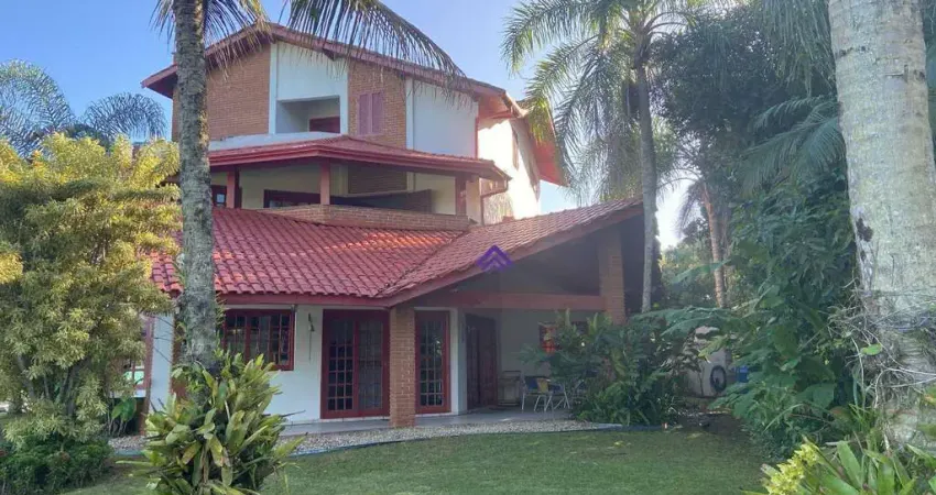 CASA DE PRAIA À VENDA EM CONDOMÍNIO NO GUARATUBA II - BERTIOGA - LITORAL NORTE DE SP