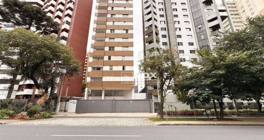 Apartamento com 3 quartos para alugar - Batel - Curitiba/PR