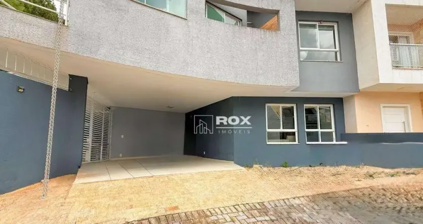 Casa em condomínio fechado com 3 suítes e piscina à venda, 181 m² por R$ 1.150.000 - Cachoeira, Curitiba/PR